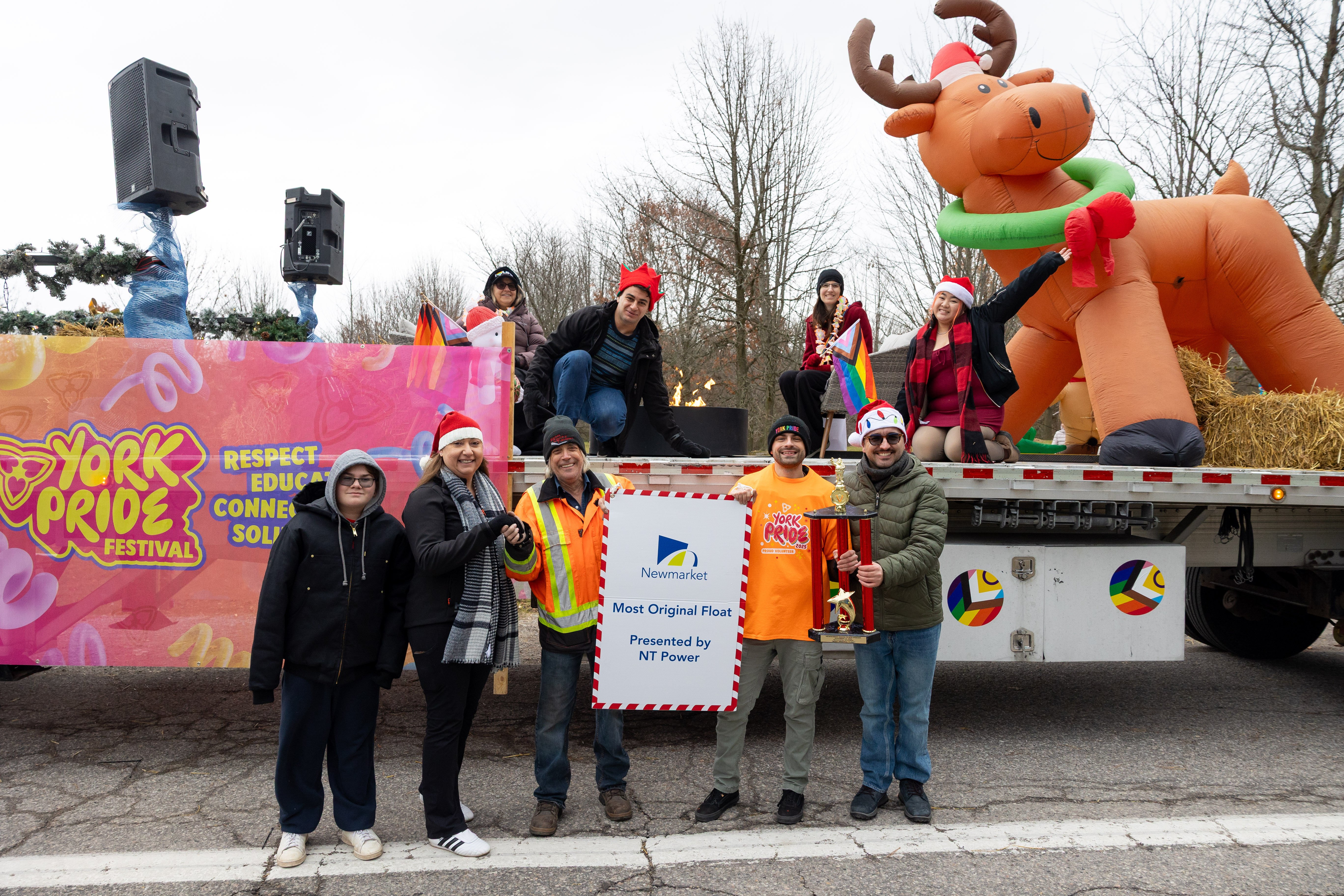town-of-newmarket---preview---2025-santa-claus-parade-5_54930147851_o.jpg